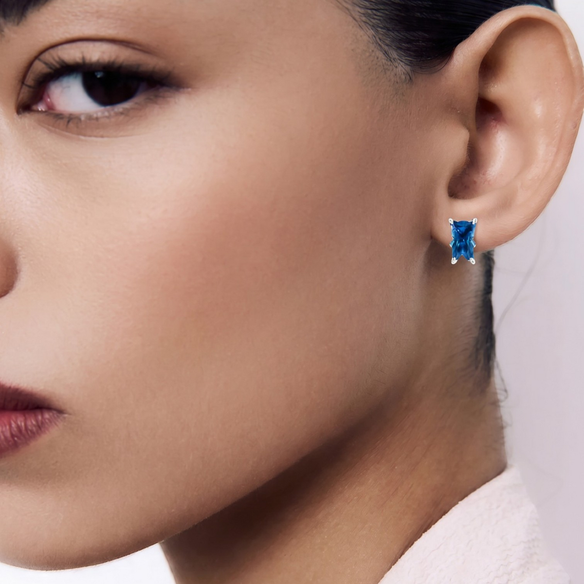 Les boucles d’oreilles Orsetti Blu