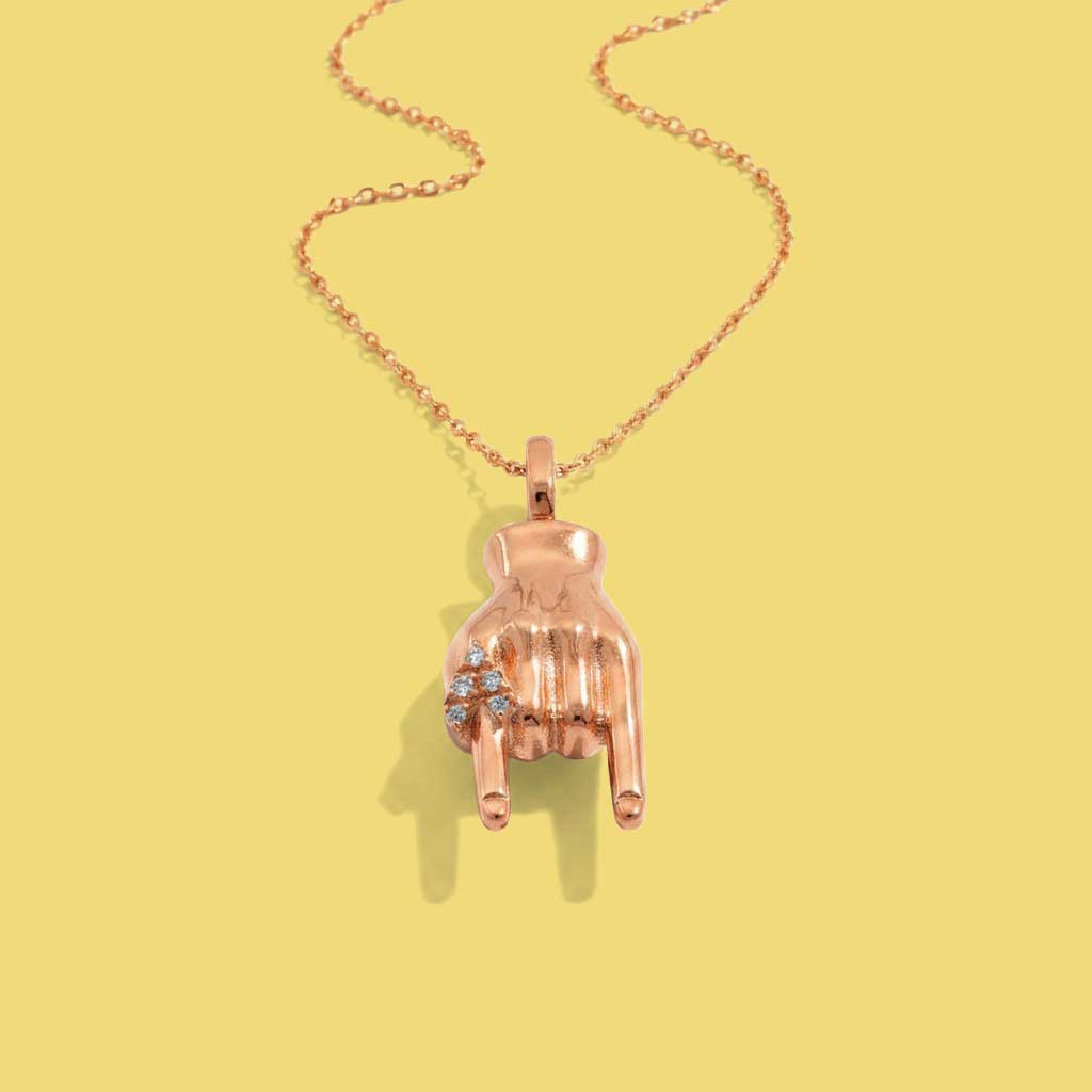 Mano Cornuto Pendant